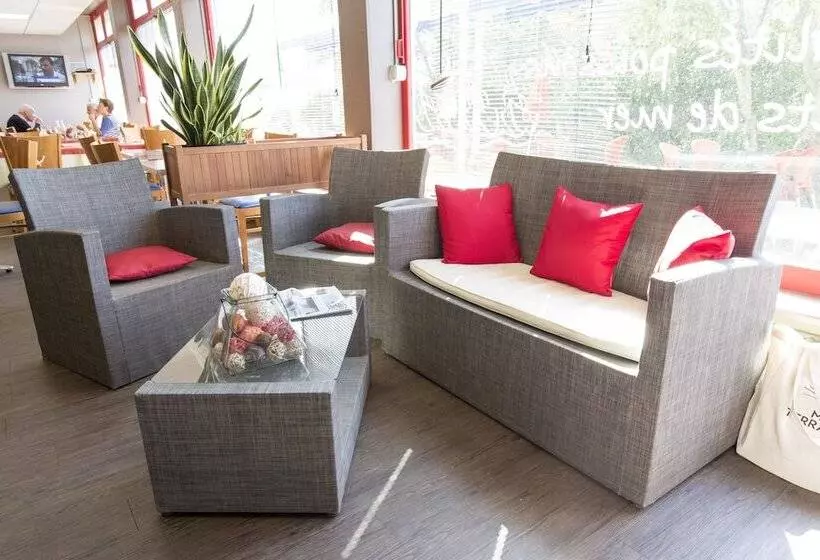 בית מלון כפרי Hôtel Les Gens De Mer Lorient By Popinns