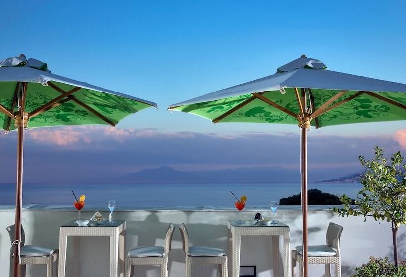 ホテル Luxury Villa Excelsior Parco