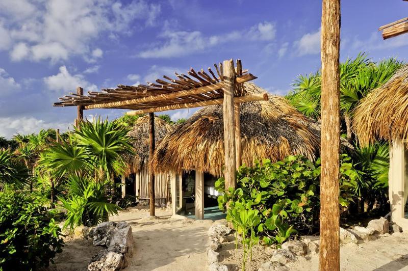 Szálloda Papaya Playa Project