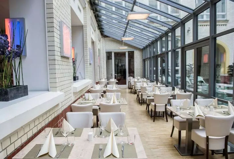 هتل Park Plaza Wallstreet Berlin Mitte