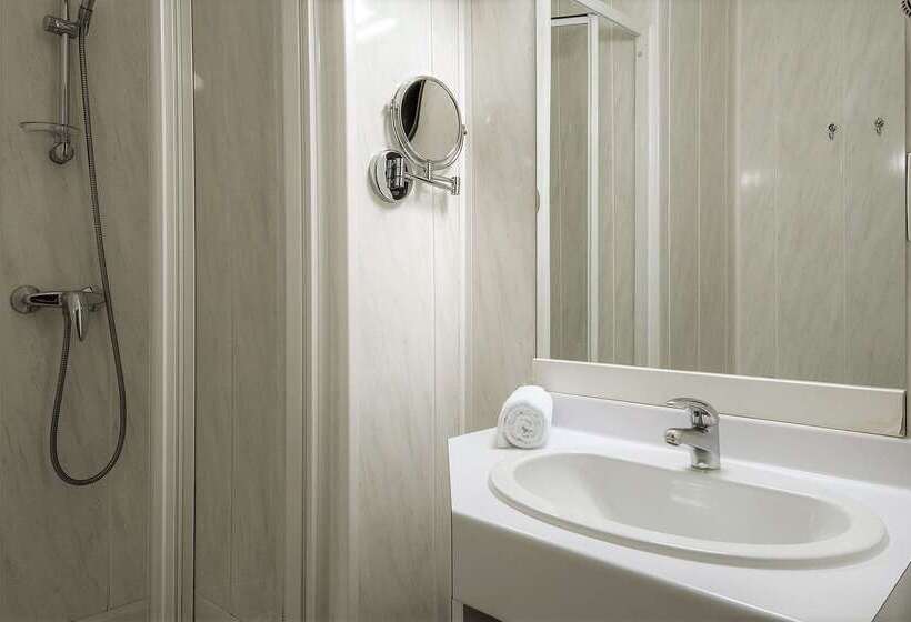 ホテル The Originals City, Hôtel Rive Droite, Albi Quartier Madeleine