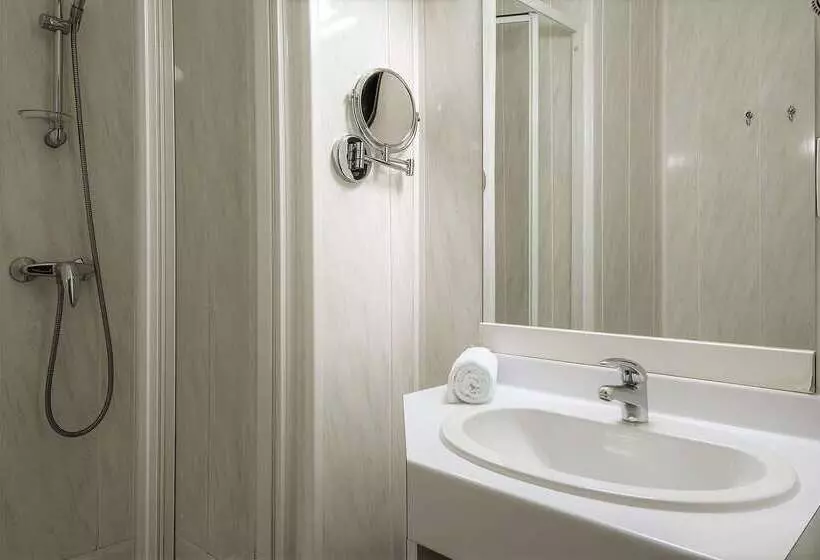 Отель The Originals City, Hôtel Rive Droite, Albi Quartier Madeleine