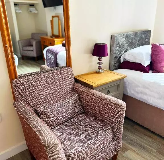 Отель The Quies