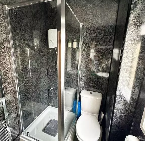 Отель The Quies