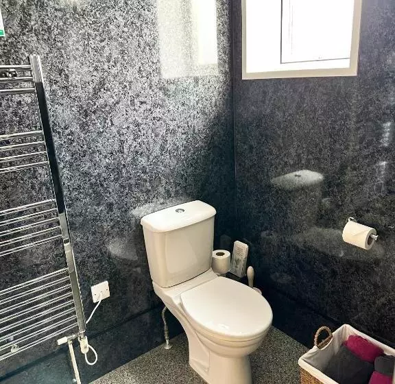 Отель The Quies