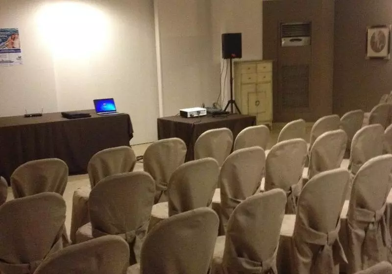 酒店 Villa Esperia