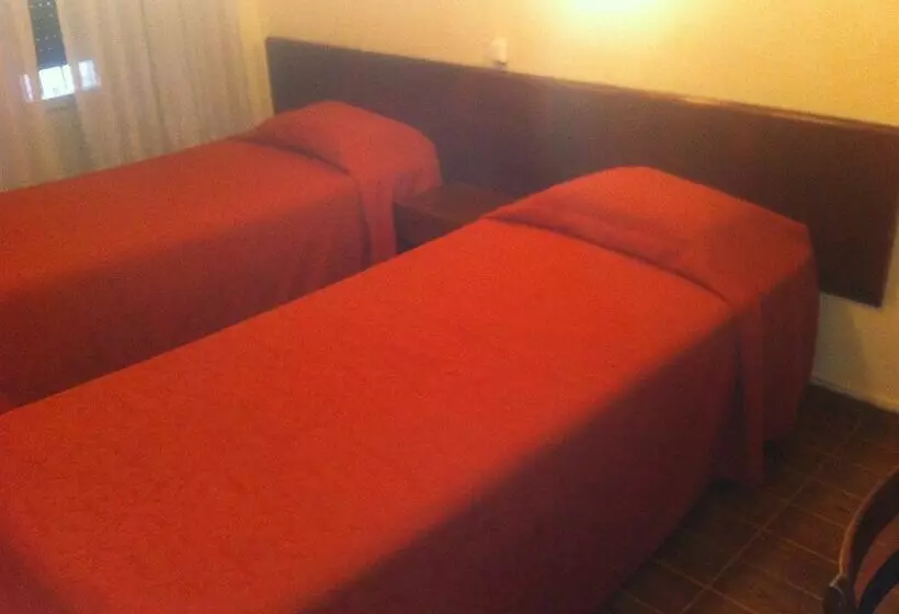 פנסיון Casa de Hóspedes Modelo