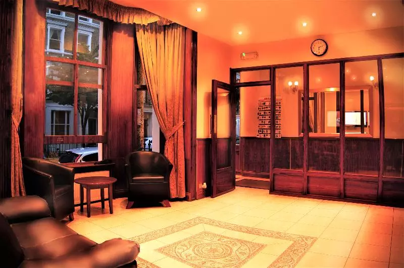 Westbury Hotel Kensington