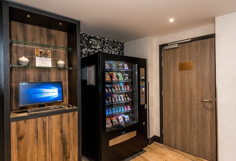 הוסטל Xo Hotel Inner