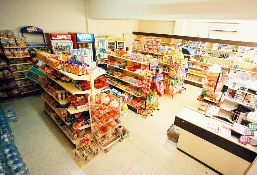 Hilltop Gardens Hotel Apartments