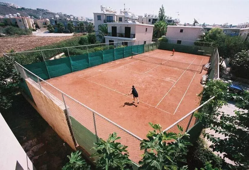 Hilltop Gardens Hotel Apartments