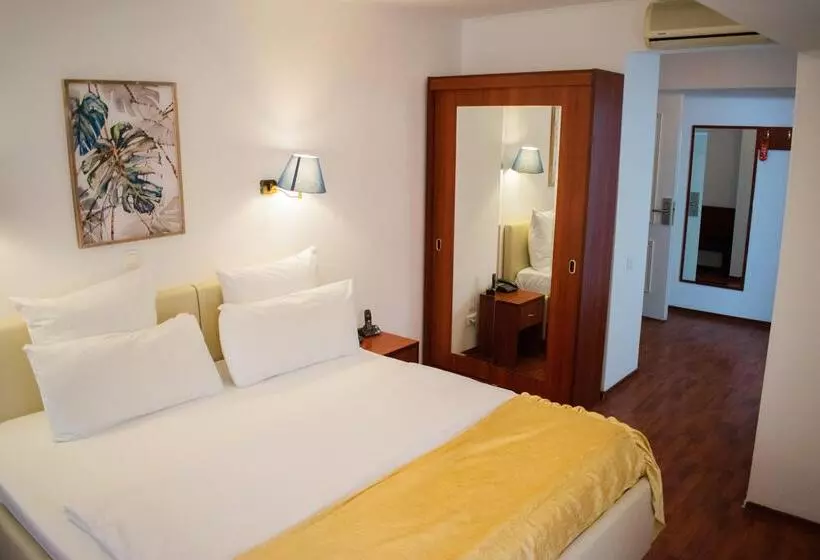 Atrium Hotel Bucharest City Center