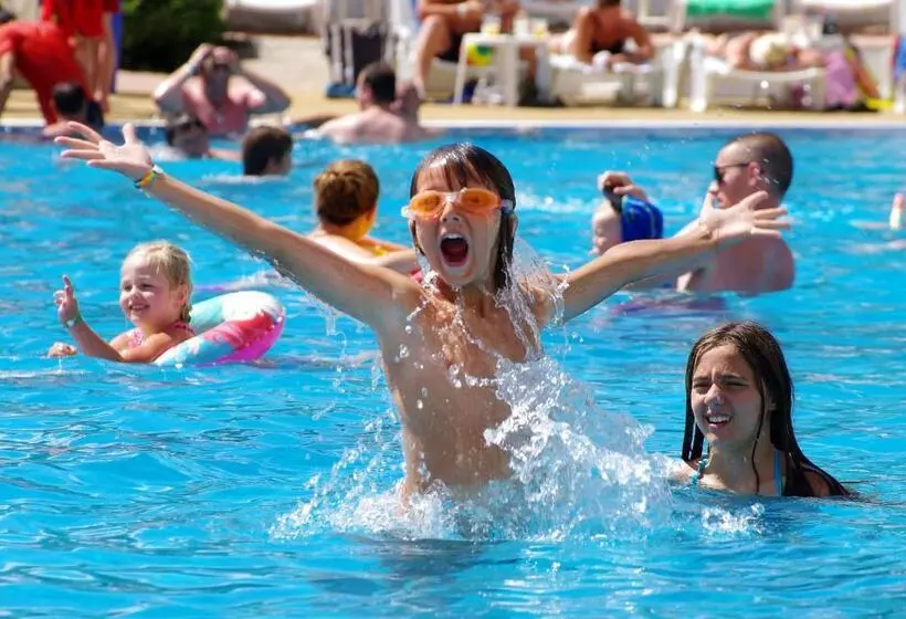 فندق Bella Vista Beach Club  All Inclusive