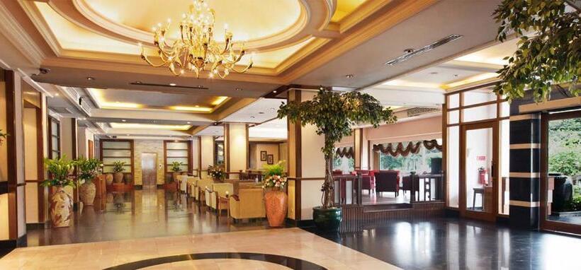 Hotel Chakungrao Riverview