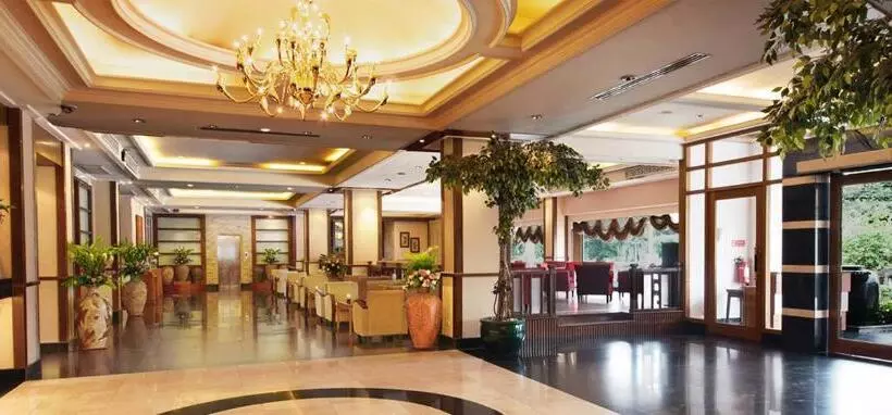 فندق Chakungrao Riverview