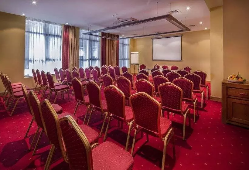 호텔 Dublin Skylon