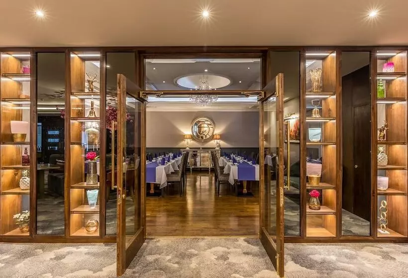 호텔 Dublin Skylon