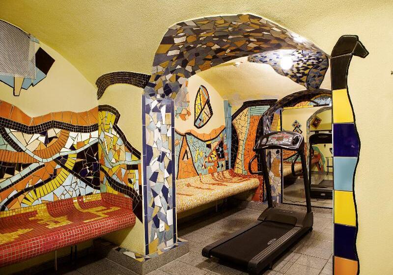 Grand Hotel Downtown