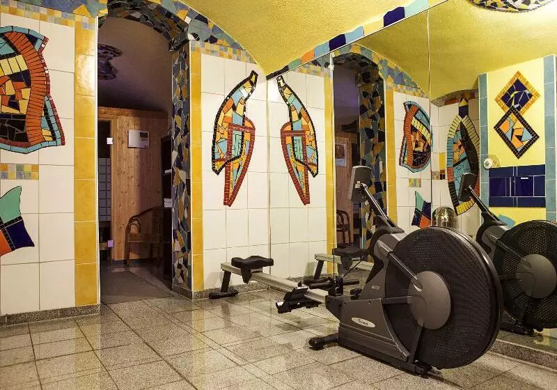 Grand Hotel Downtown