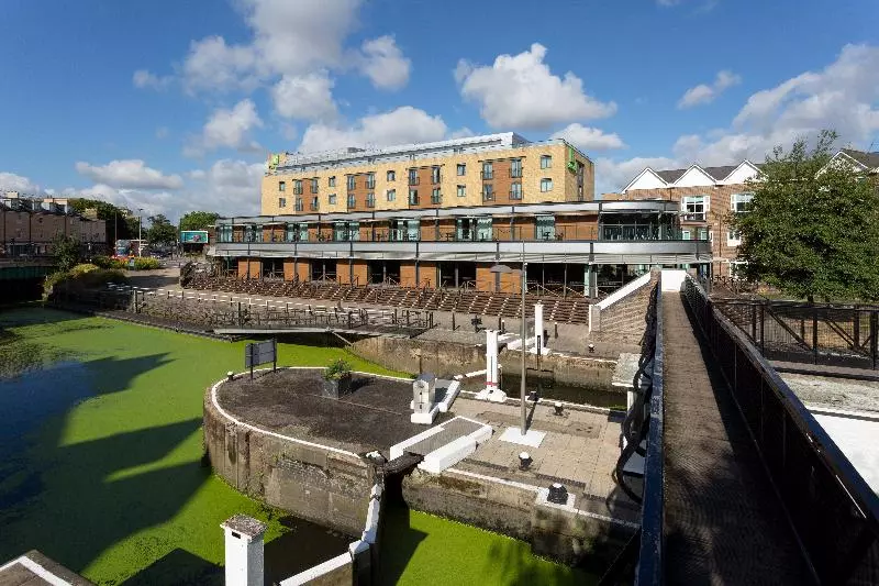 호텔 Holiday Inn London Brentford Lock, An Ihg