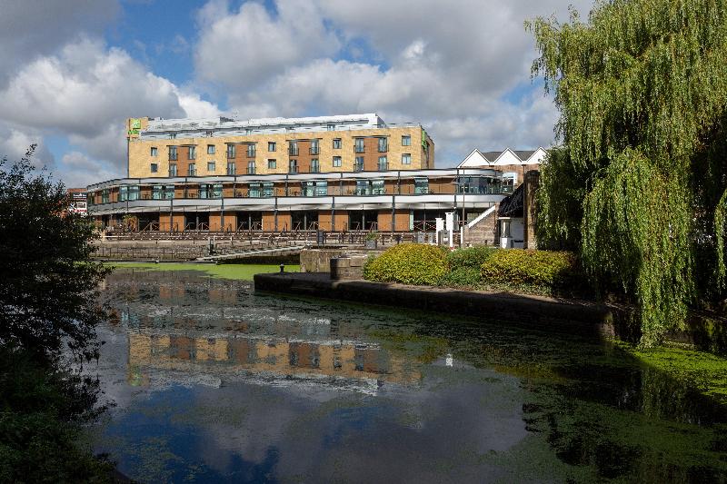 هتل Holiday Inn London Brentford Lock, An Ihg