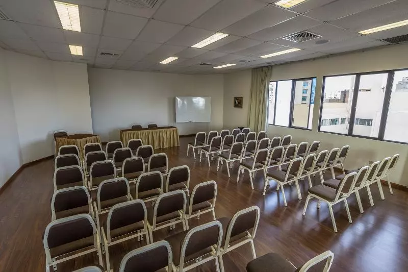 Отель Jose Antonio Executive