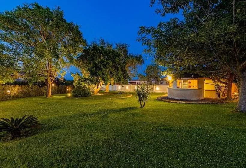 Отель Le Mimose