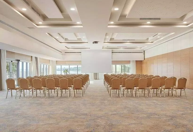 호텔 Le Méridien Lav, Split