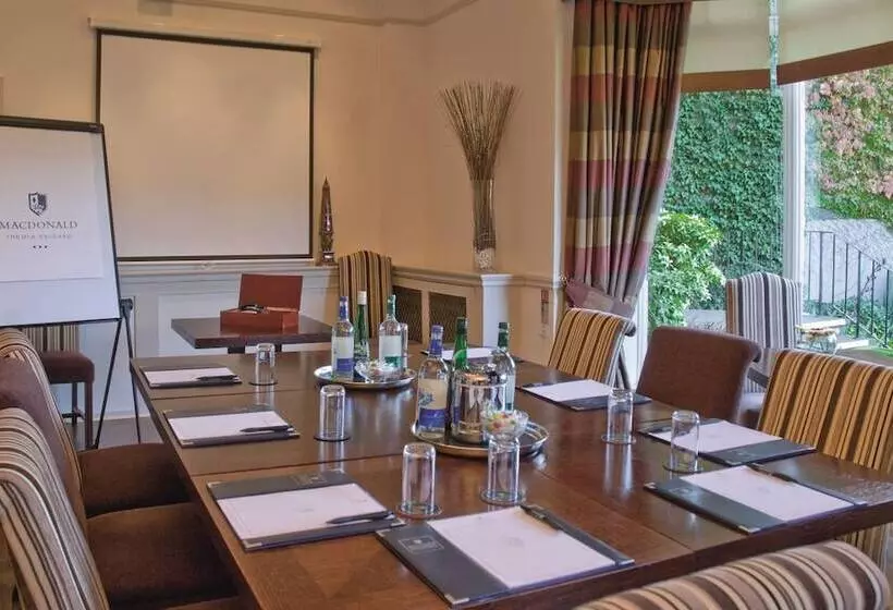 Macdonald Old England Hotel & Spa