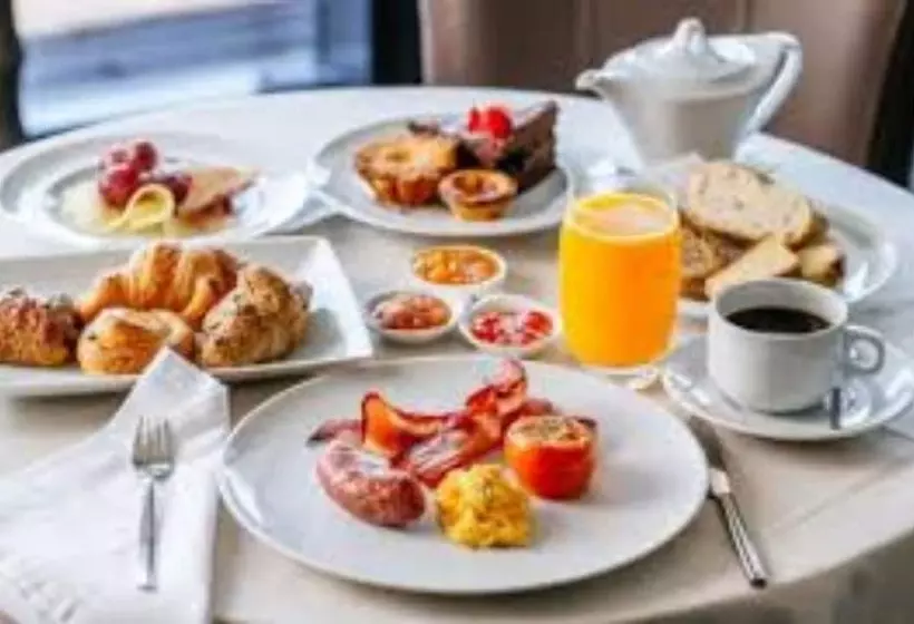 Macdonald Old England Hotel & Spa