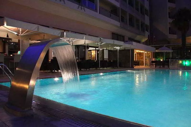 ホテル Saint Constantin