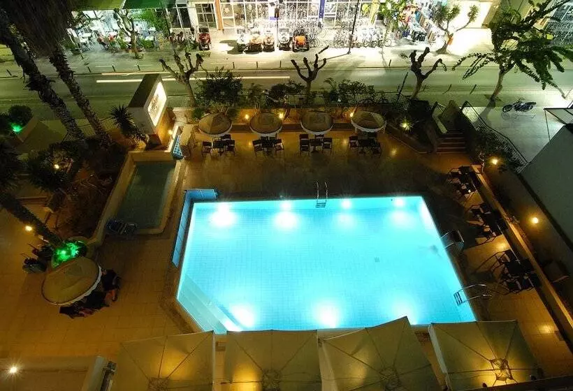 ホテル Saint Constantin