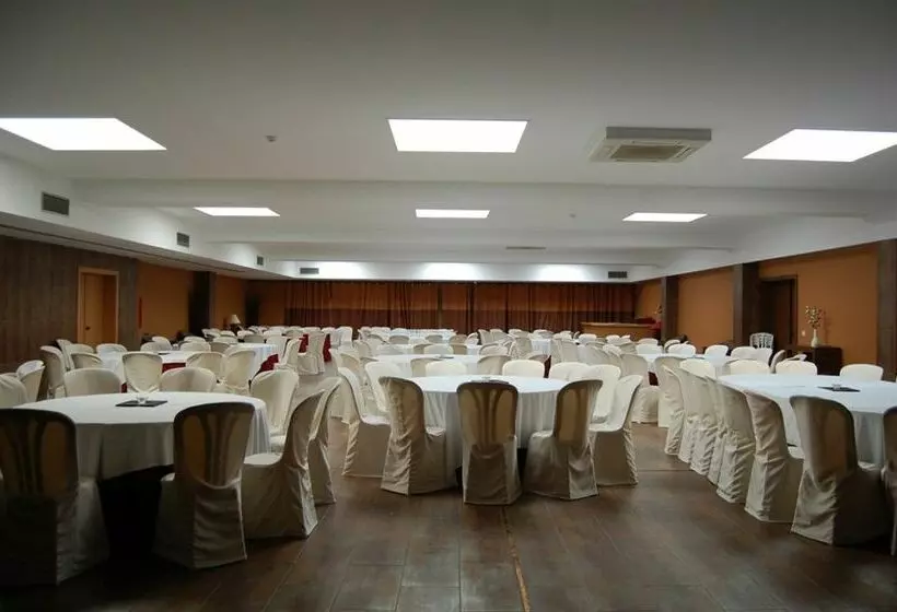 فندق Solar Dos Canavarros