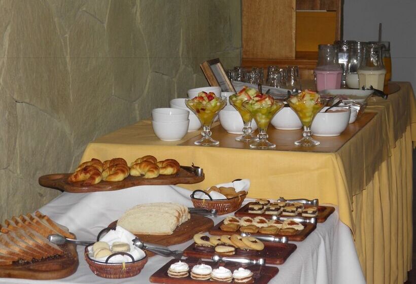 هتل Terrazas Del Calafate