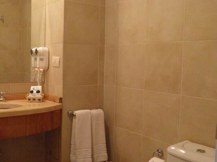 هتل Terrazas Del Calafate