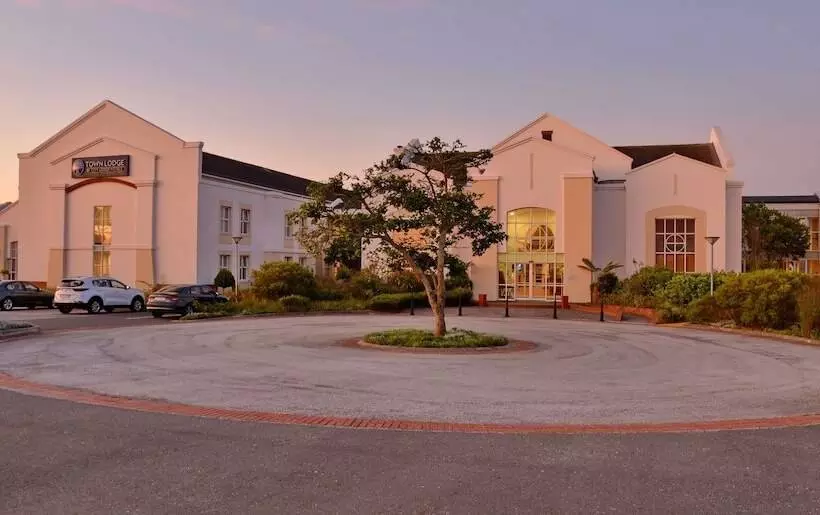 호텔 Town Lodge George