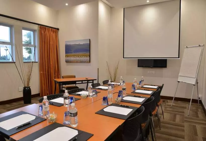 호텔 Town Lodge George