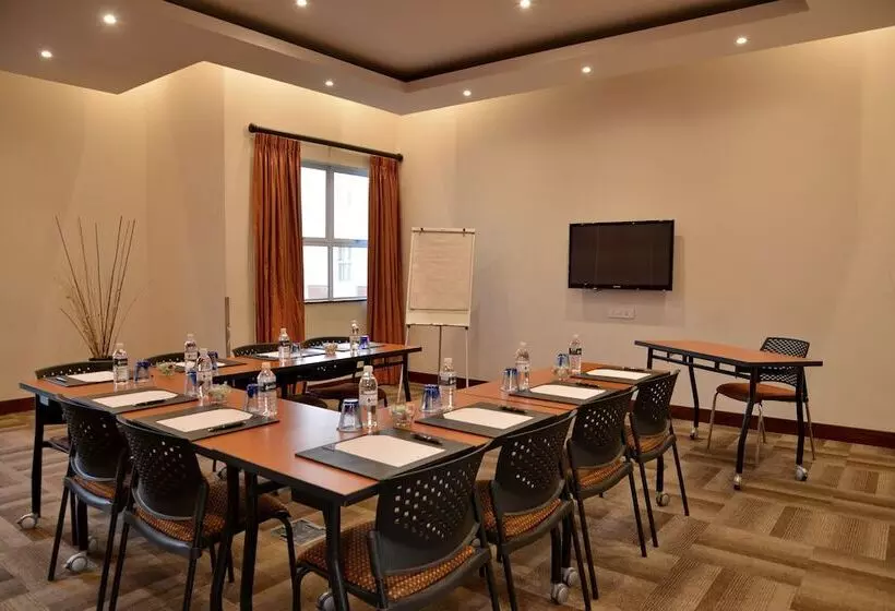 호텔 Town Lodge George