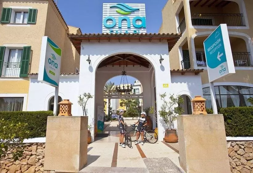 Aparthotel Ona Cala Pi Club