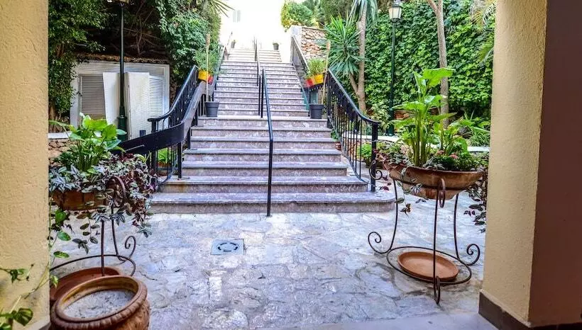 Aparthotel Ona Cala Pi Club