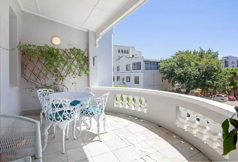 Barry Hall Apartments