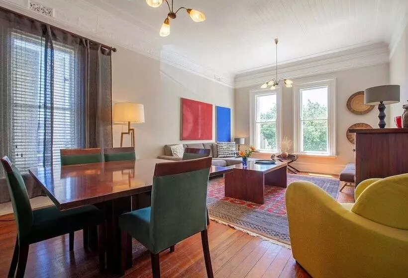 Barry Hall Apartments