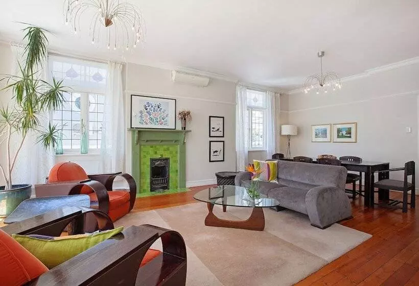 Barry Hall Apartments