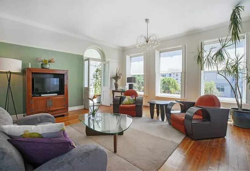 Barry Hall Apartments