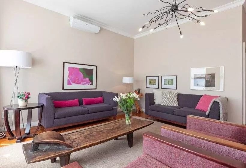 Barry Hall Apartments