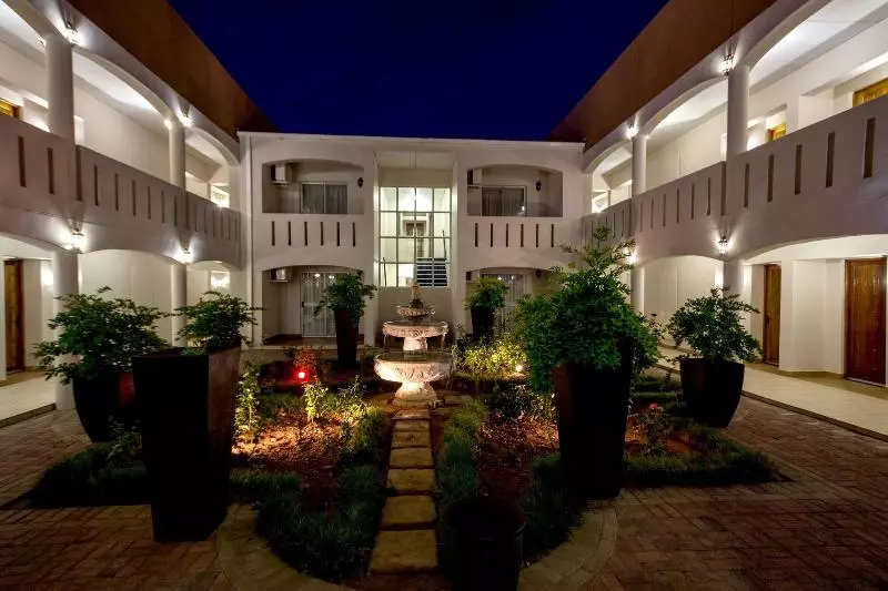 酒店 Desert Palace