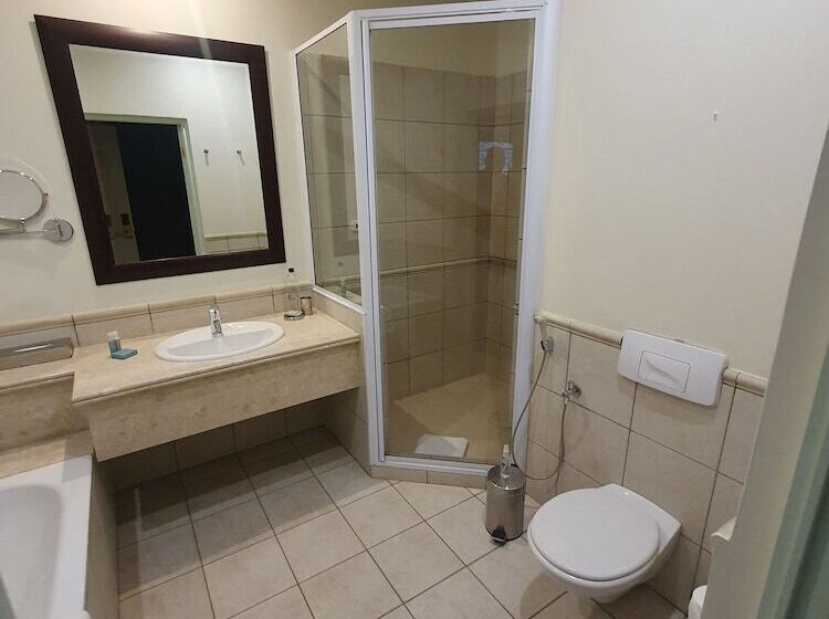 호텔 10 2nd Avenue Houghton Estate By Dream Resorts