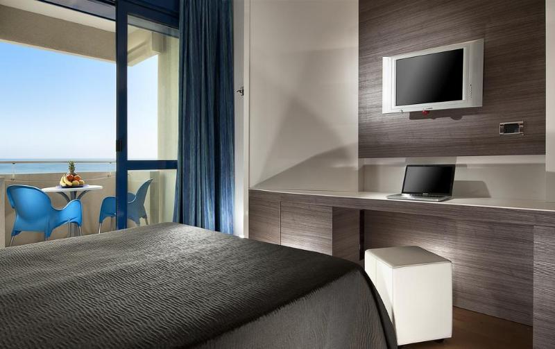 酒店 Baltic Riccione Fronte Mare