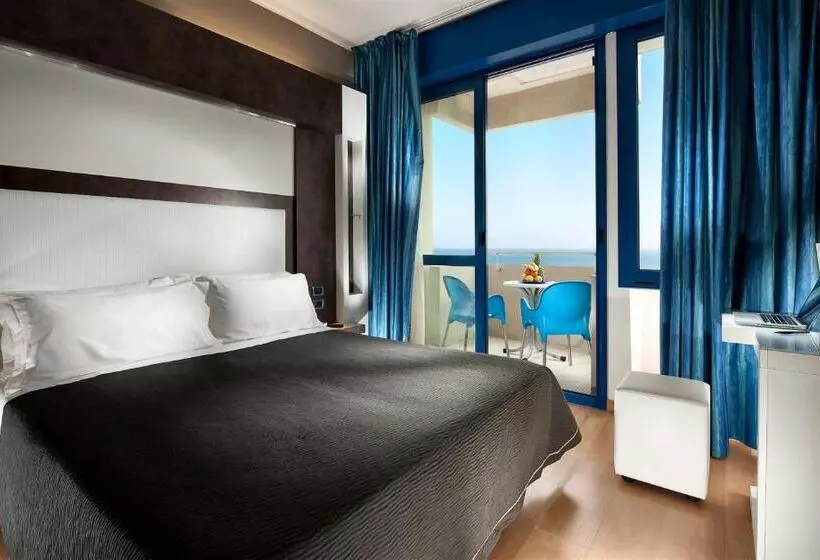 Hotel Baltic Riccione Fronte Mare