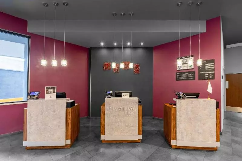 هتل City Express Plus By Marriott Guadalajara Expo